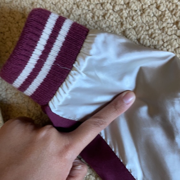 Uniqlo Mickey Souvenir Bomber Minnie Jacket - Picture 7 of 13